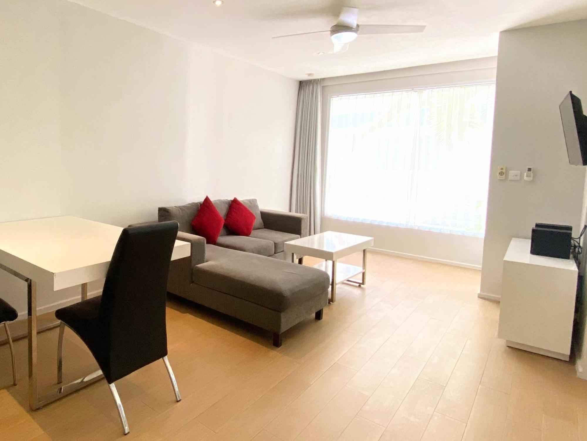 โคสต์ บูทีก อพาร์ตเมนต์ Aparthotel กูตา ภายนอก รูปภาพ