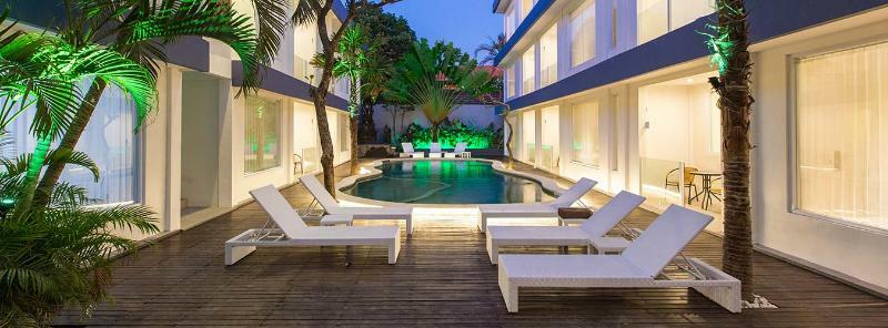 โคสต์ บูทีก อพาร์ตเมนต์ Aparthotel กูตา ภายนอก รูปภาพ